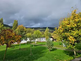 Camping Solopuent Castiello de Jaca Natur apartamentos turísticos en Castiello de Jaca